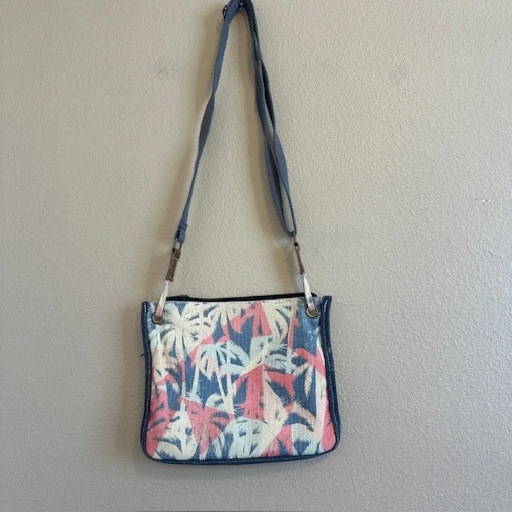 Sun N' Sand Palm‎ Trees Beach Crossbody Bag Adjustable Strap - Picture 7 of 7